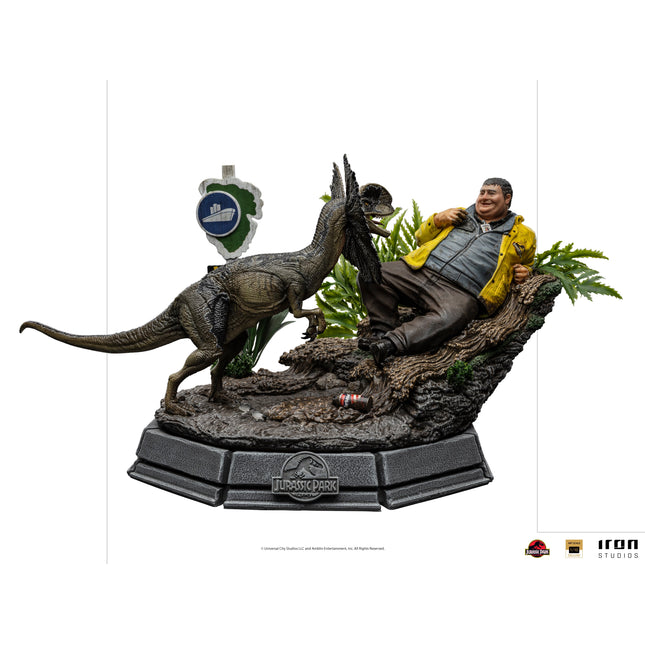 Jurassic Park - Dennis Nedry meets the Dilophosaurus 1/10 Scale Figure