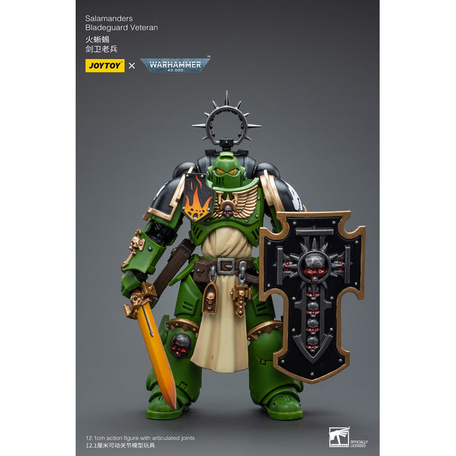 Warhammer 40K 1/18 Scale Salamanders Bladeguard Veteran