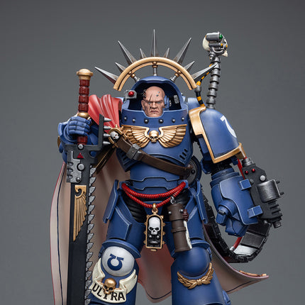 Warhammer 40K 1/18 Scale Ultramarines Captain in Gravis Armour