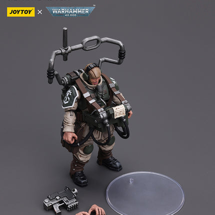 Warhammer 40K 1/18 Scale Astra Militarum Cadian Command Squad Veteran with Master Vox