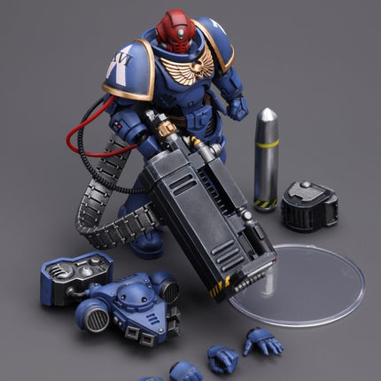 Warhammer 40K 1/18 Scale Ultramarines Desolation Sergeant with Vengor Launcher