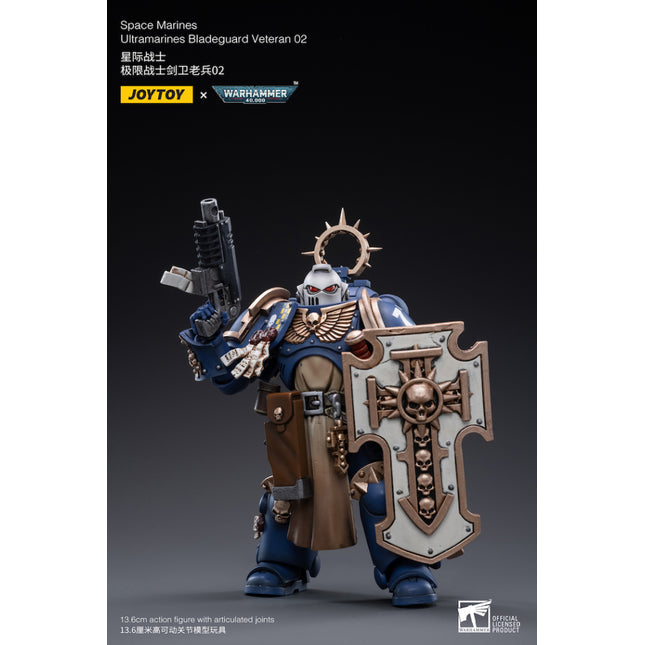 Warhammer 40K 1/18 Scale Ultramarines Bladeguard Veteran 02
