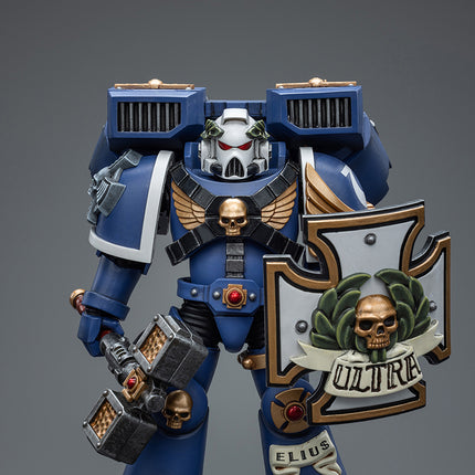 Warhammer 40K 1/18 Scale Ultramarines Vanguard Veteran with Thunder Hammer and Storm Shield