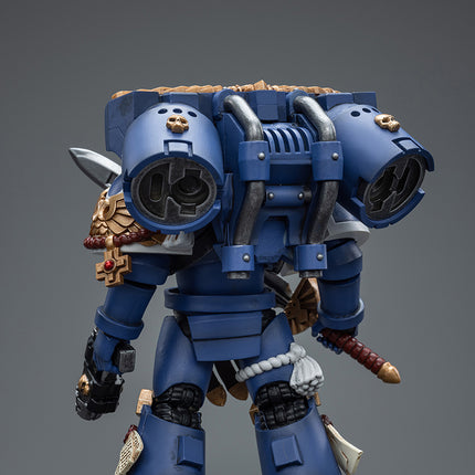 Warhammer 40K 1/18 Scale Ultramarines Vanguard Veteran Sergeant