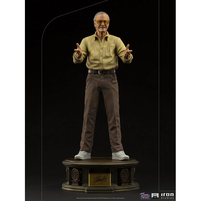 Stan Lee Pow! Legacy Replica 1/4 Scale Figure