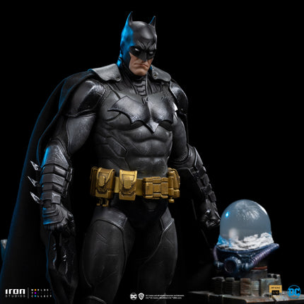 DC Comics - Batman Unleashed Deluxe 1/10 Scale Figure [Release date: 2024/02]