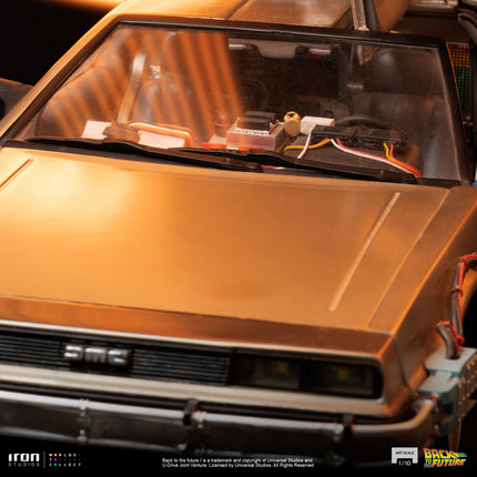 Back to the Future 1/10 Scale Figure DELOREAN
