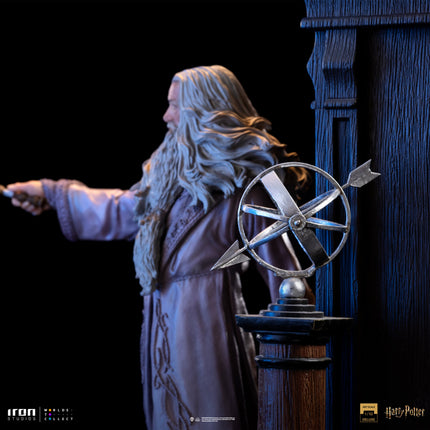 Harry Potter - Albus Dumbledore Deluxe 1/10 Scale Figure