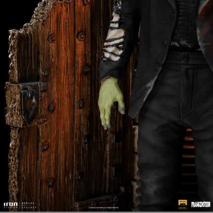 Universal Monsters: Frankenstein Monster Deluxe 1/10 Scale Figure