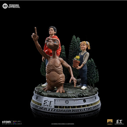 E.T. 1/10 Scale Figure - Elliot and Gertie Deluxe
