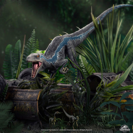 Jurassic World Fallen Kingdom 1/10 Scale Figure Deluxe Blue