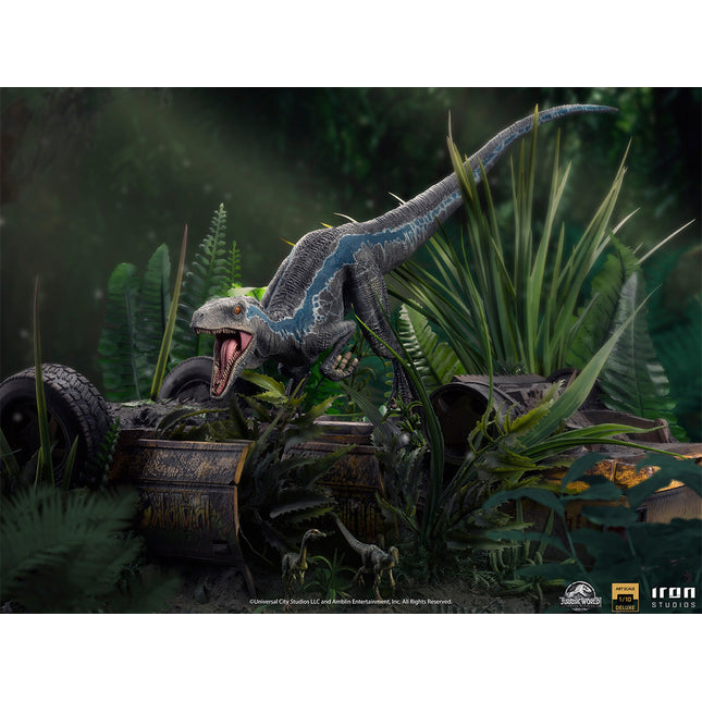 Jurassic World Fallen Kingdom 1/10 Scale Figure Deluxe Blue