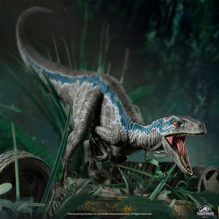 Jurassic World Fallen Kingdom 1/10 Scale Figure Deluxe Blue