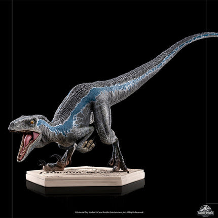 Jurassic World Fallen Kingdom 1/10 Scale Figure Blue