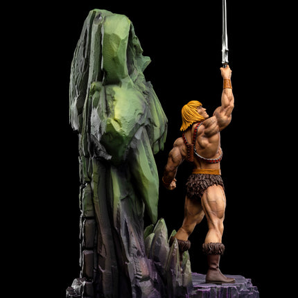 Masters of the Universe 1/10 Scale Figure He-Man Deluxe