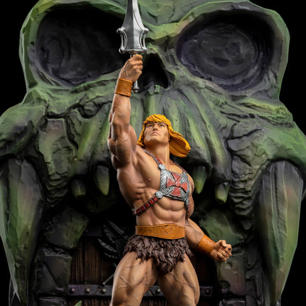 Masters of the Universe 1/10 Scale Figure He-Man Deluxe