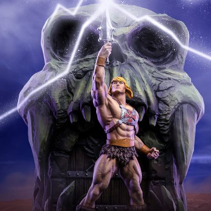 Masters of the Universe 1/10 Scale Figure He-Man Deluxe