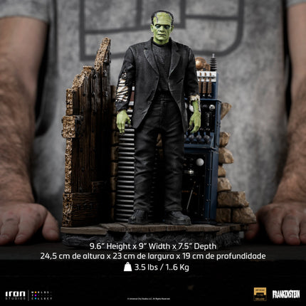 Universal Monsters: Frankenstein Monster Deluxe 1/10 Scale Figure